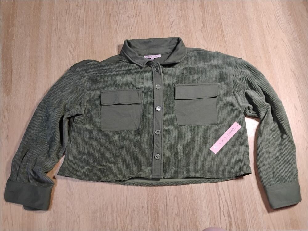 Glam Women’s Size Large Jacket Cropped Corduroy Olive Green Pockets Soft Boho
